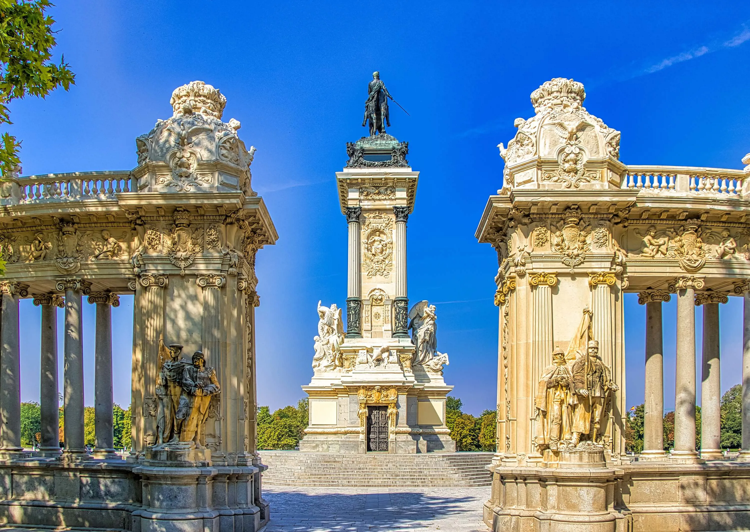 Madrid - Monument to Alfonso XII