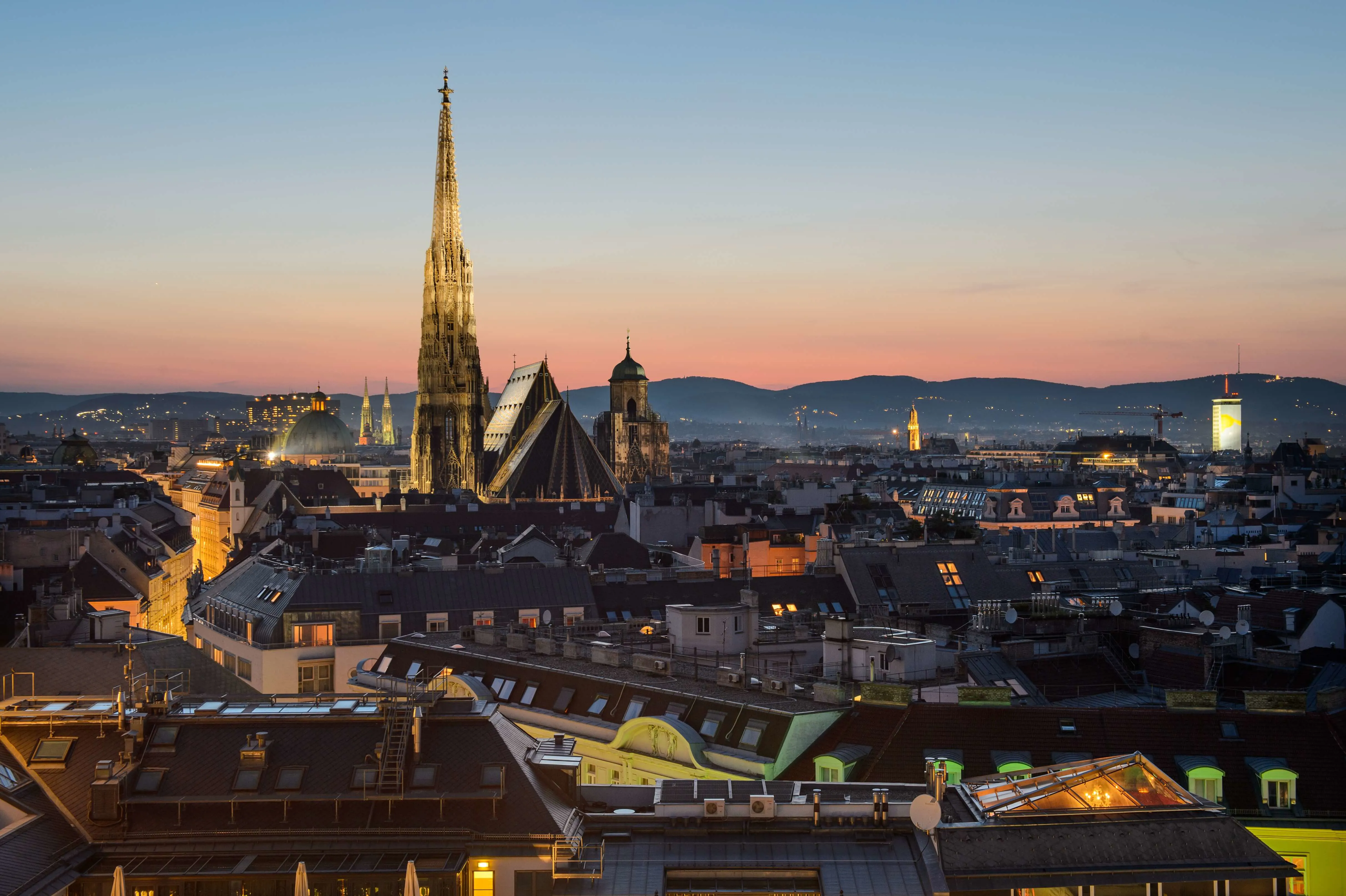 Vienna - Night Buildings Image